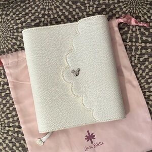 Aura Estelle B6 White Planner Notebook Cover with Scalloped Detail Like New
